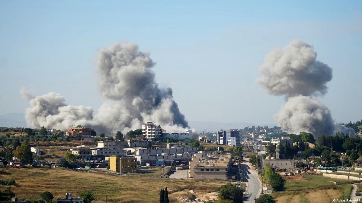 Israel intensifica ataques en Líbano y deja decenas de muertos en el sur del país. Foto: DW News.