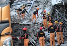 Buscan a 20 desaparecidos tras derrumbe de edificio en Filipinas