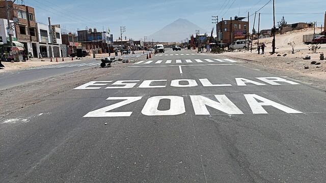 Muerte de niña en la autopista Arequipa - La Joya moviliza a los pobladores de Cerro Colorado