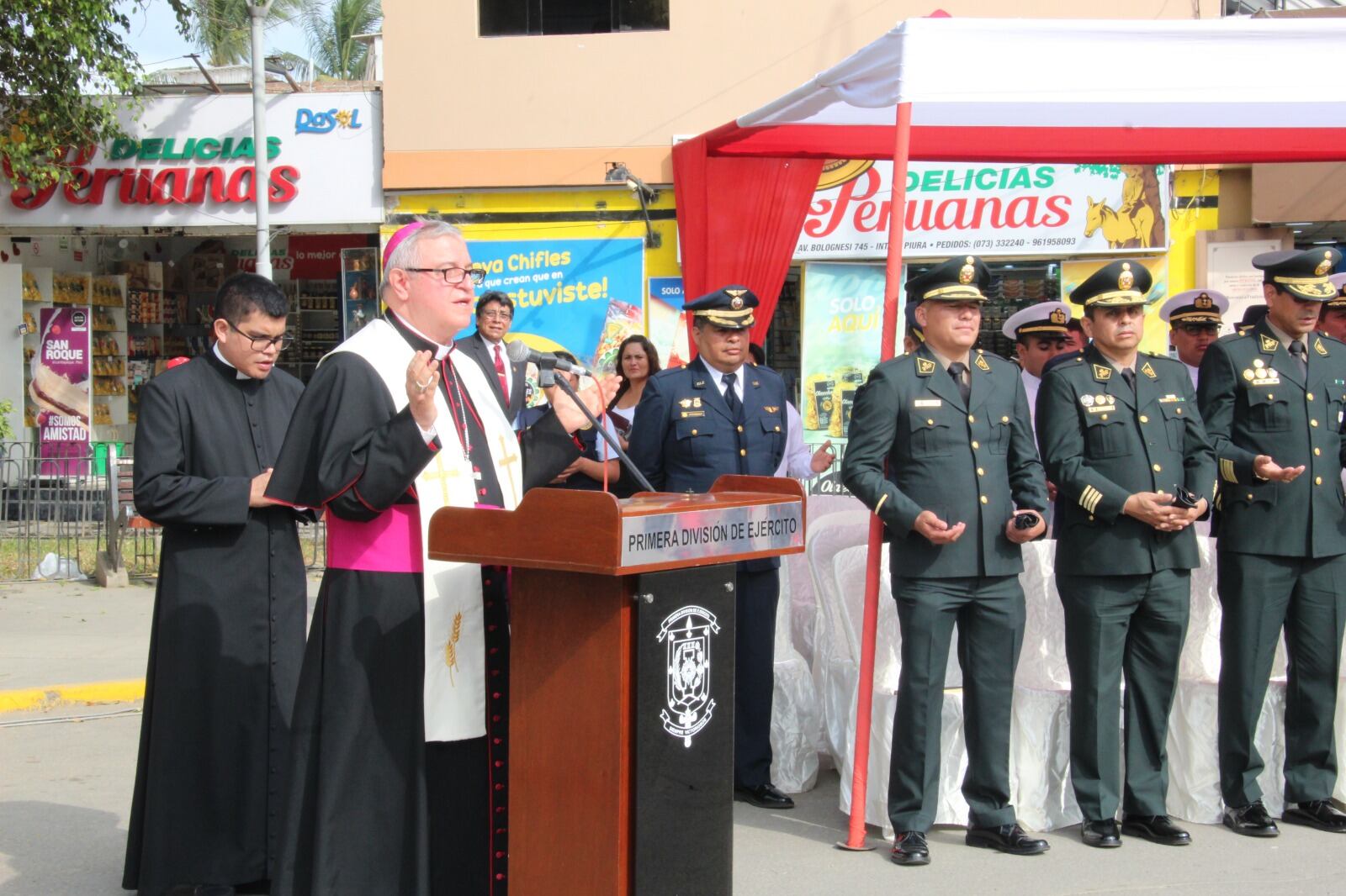 Arzobispo rechazó actos de violencia en Piura.
