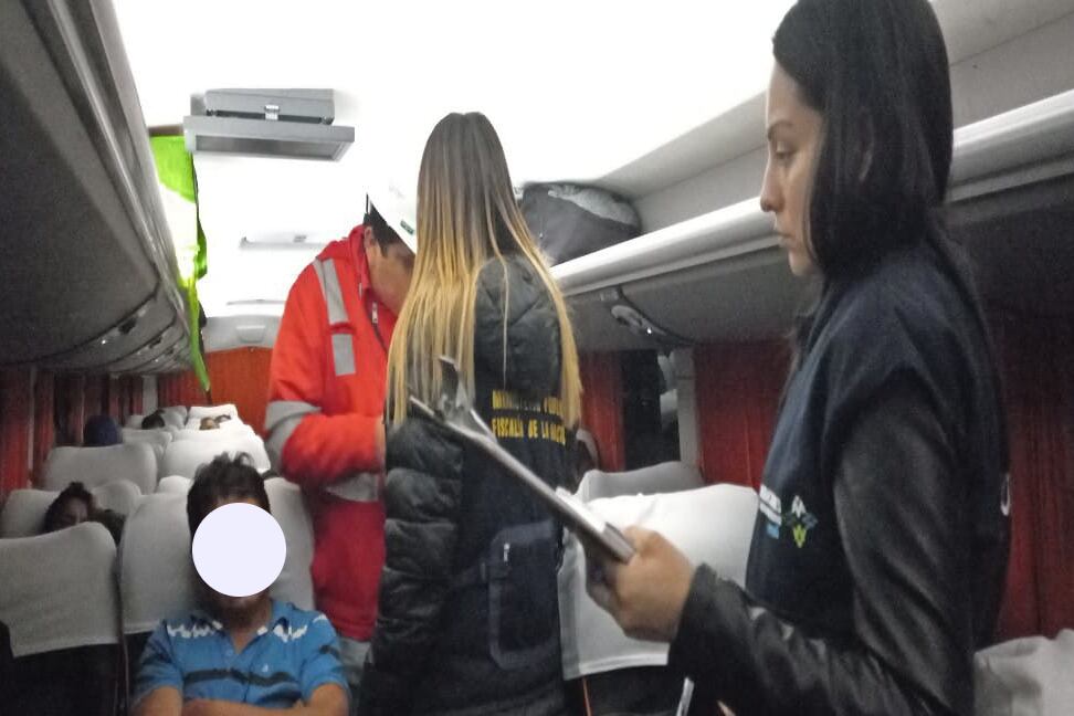 Autoridades ejecutaron operativo en el peaje Huambacho.