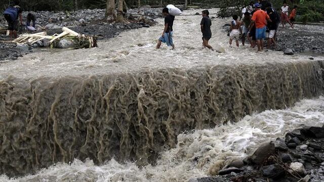 Filipinas: 274 muertos por tifón "Bopha"