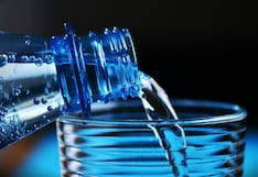 Alerta sanitaria: Minsa pide no consumir aguas de mesa de dos marcas por presentar bacterias