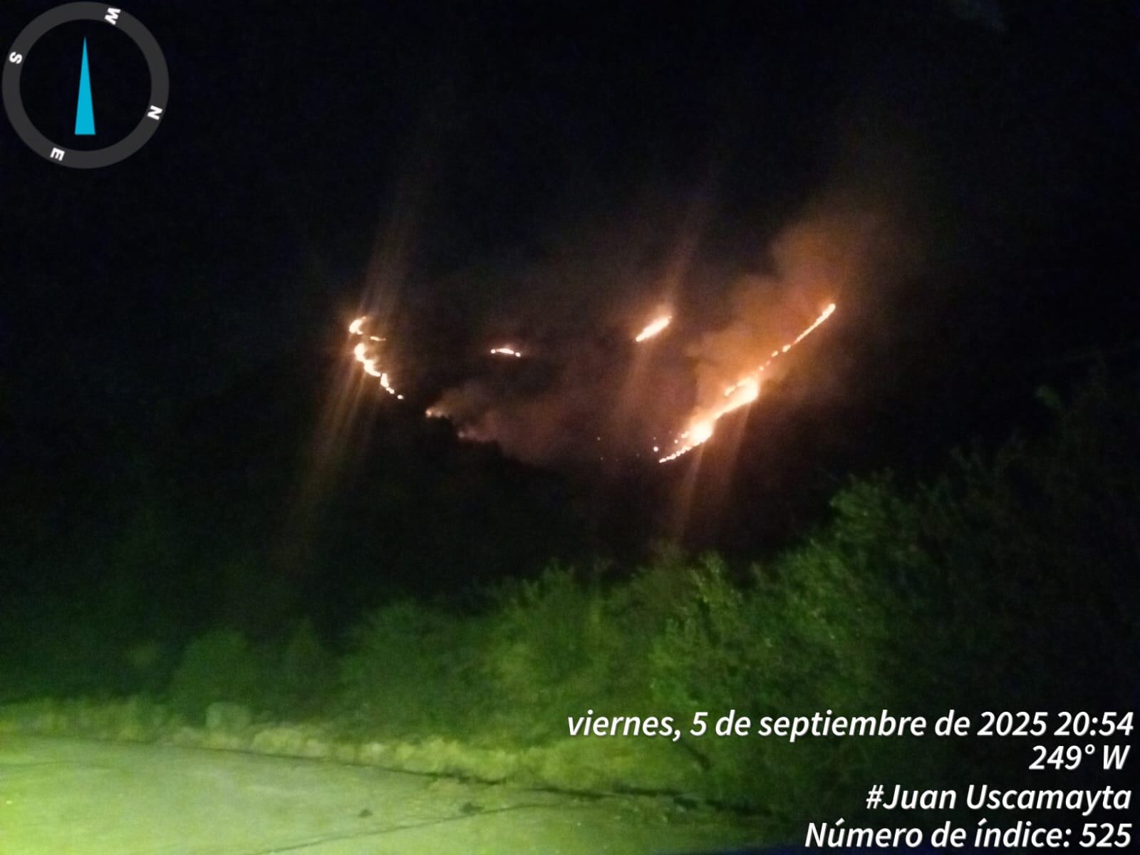 Incendio forestal en Cotahuasi, La Unión (Arequipa). Foto: Difusión.