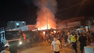 Pisco: incendios dejan una vivienda devastada y otro vehículo calcinado en Paracas