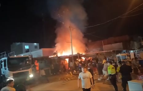Pisco: incendios dejan una vivienda devastada y otro vehículo calcinado en Paracas