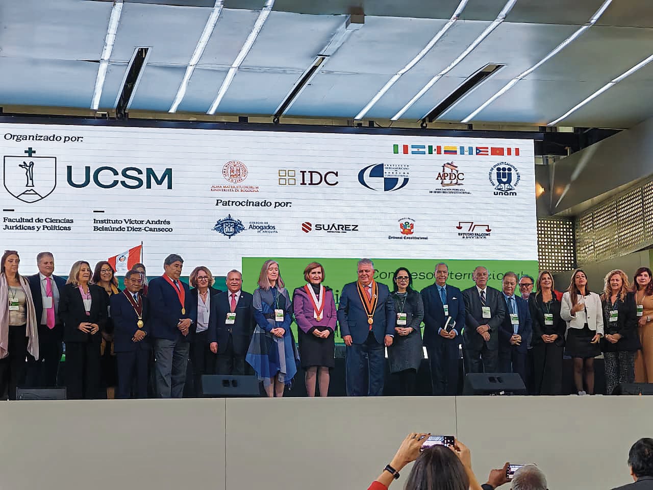 Congreso internacional en Arequipa analiza derechos humanos y desafíos constitucionales contemporáneos mundiales