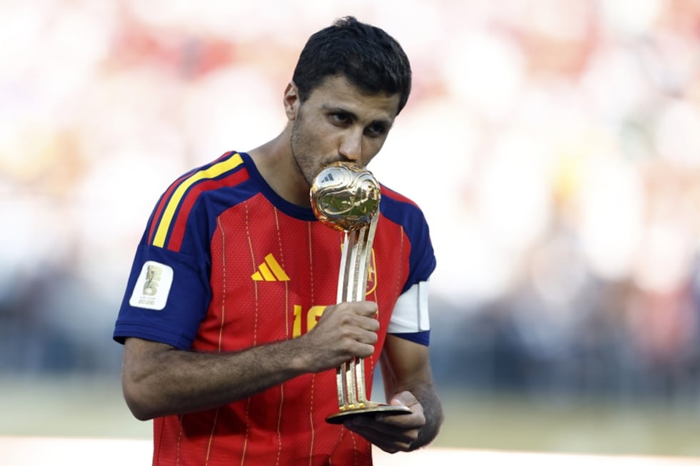Rodri. España reina en el fútbol mundial tras imponerse en la gran final. (Foto: EFE/EPA/WILL OLIVER)