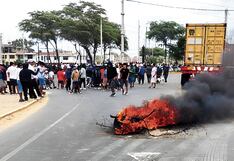 Pescadores bloquean vías y queman llantas en Piura