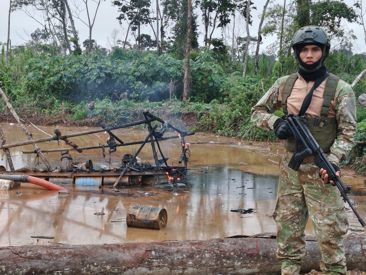 Madre de Dios: destruyen 14 campamentos mineros ilegales en la Reserva Nacional de Tambopata (FOTOS).
