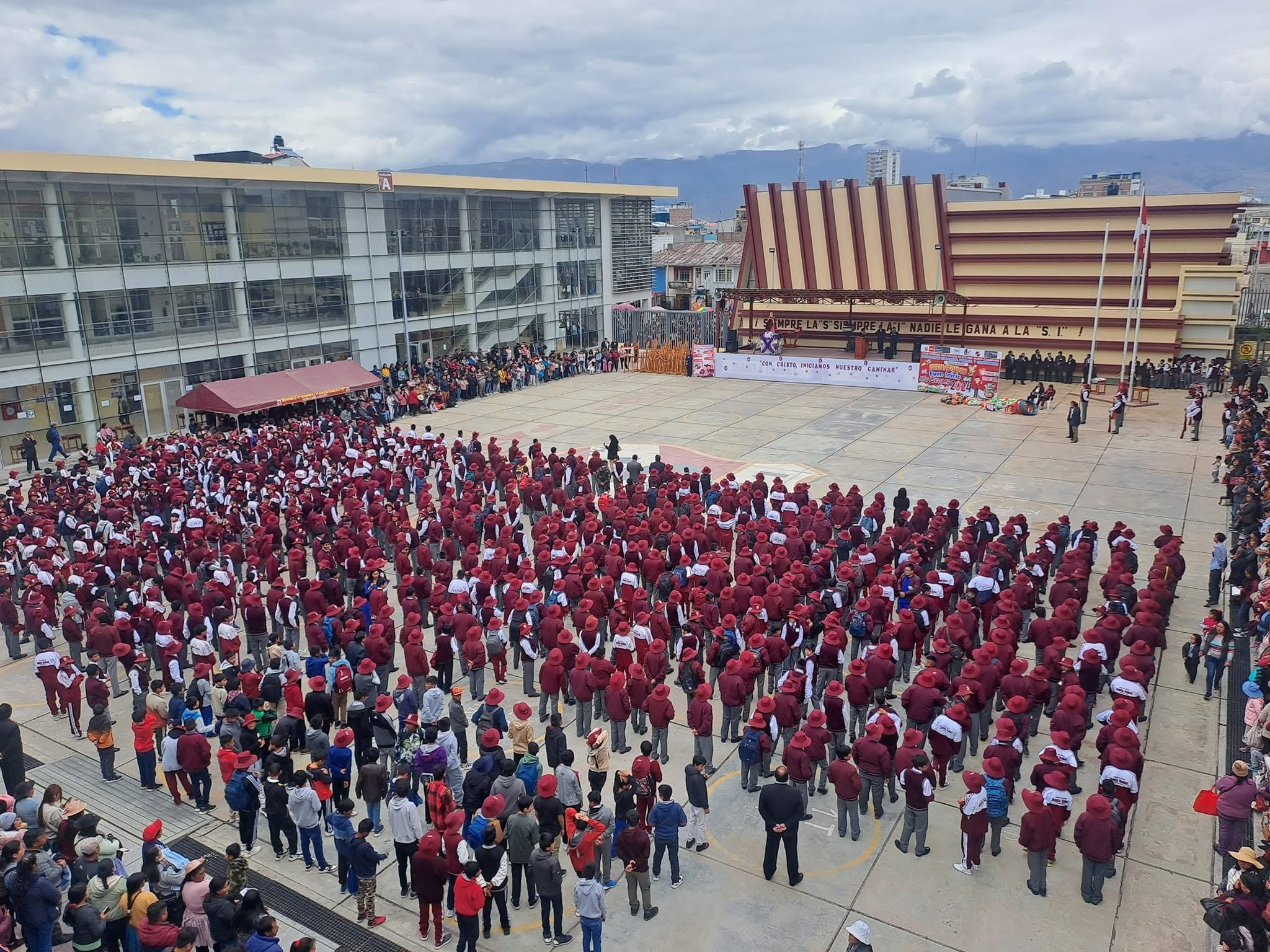 Adolescente de 13 años muere tras ser atacado durante pelea y familia exige justicia