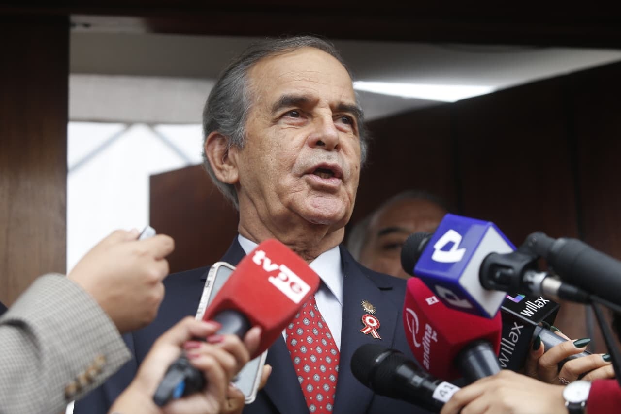 El legislador de Unidad y Paz felicitó a la mandataria electa y señaló que durante el encuentro se revisaron los principales desafíos que deberá enfrentar la próxima administración desde el 28 de julio. (Fotos: César Campos/GEC)