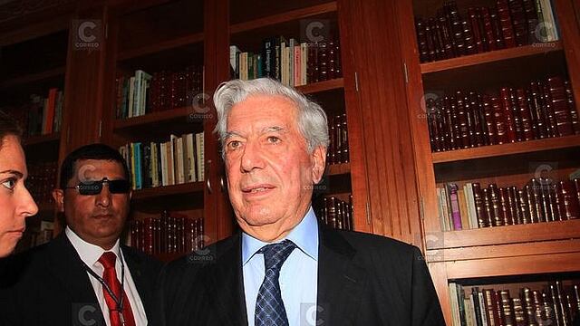Universidad San Agustín solicita a Región custodiar los libros de Mario Vargas Llosa