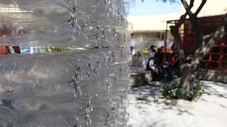 Desde agosto 28 mil 400 estudiantes de la UNSA no podrán ingresar botellas de plástico 