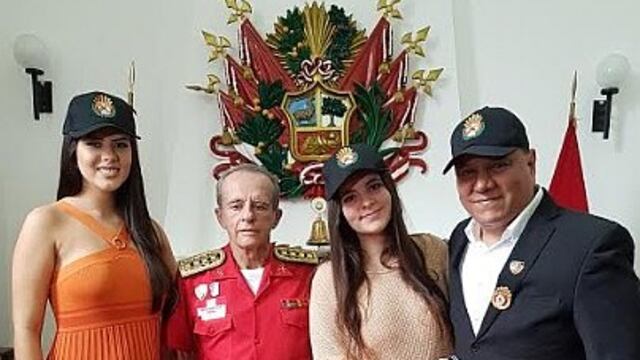 Mauricio Diez Canseco, Antonella de Groot y Camila Diez Canseco celebran llegada de nuevo heredero