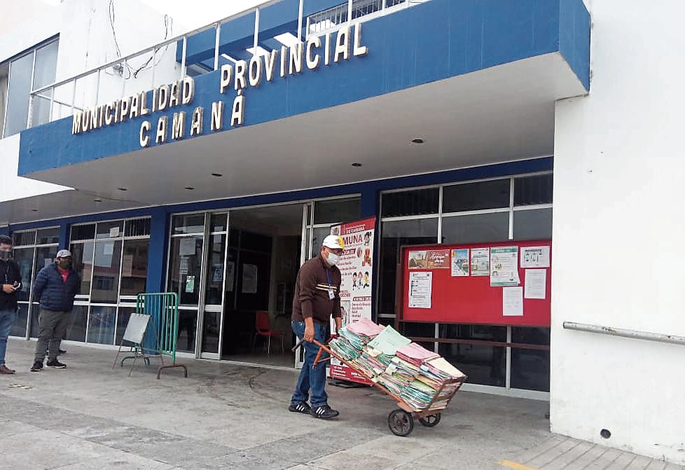 Perjuicio a los fondos públicos por presuntos pagos irregulares a regidores de la Municipalidad Provincial de Camaná| Foto: Correo