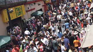 Mesa Redonda: ¿Cuántos comerciantes informales hay en dicha zona?
