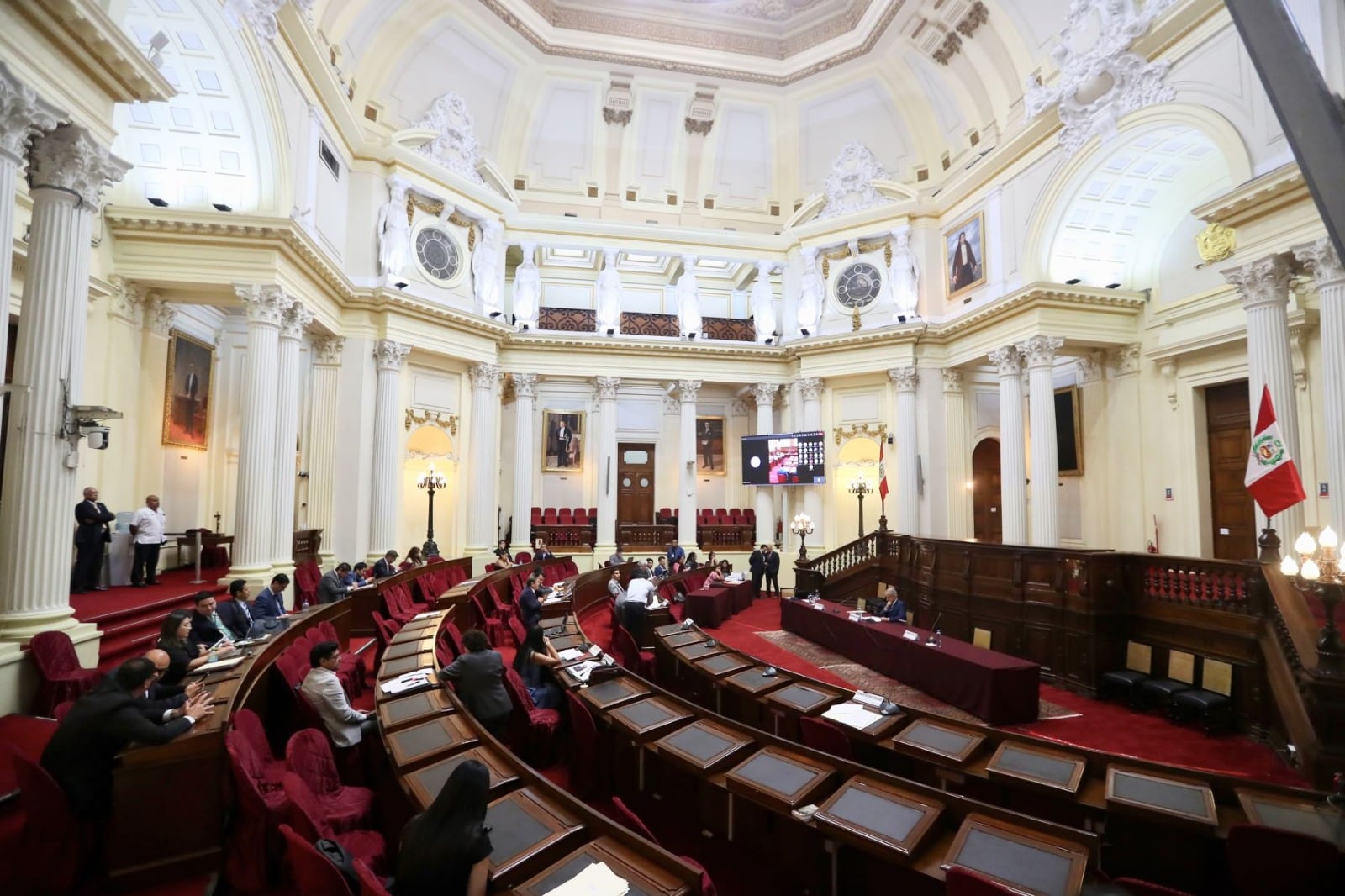 Bancada de diputados del Buen Gobierno plantea derogar creación del colegio de artistas del Perú