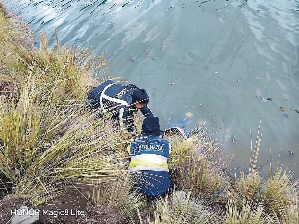 La Oroya: Comerciante muere al caer a laguna Huascacocha con su camioneta