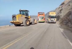 Restablecen tránsito en la Panamericana Sur tras derrumbe que dejó pasajeros heridos