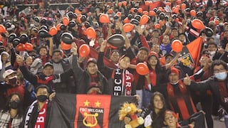 Hinchas del FBC Melgar llenan el estadio de la UNSA para encuentro con Deportivo Cali