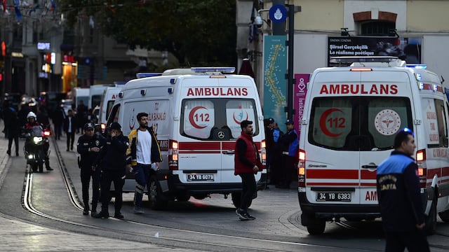 Los impactantes videos de la explosión en el centro de Estambul, que dejó varios muertos y decenas de heridos