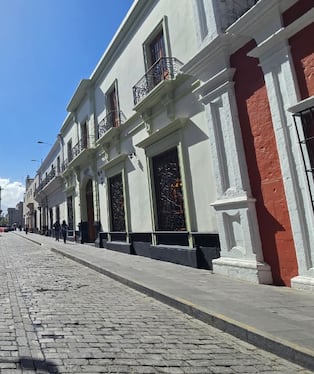 Calle La Merced en el Centro Histórico de Arequipa. Foto: (Foto: Yunsu Pariapaza/@photo.gec)