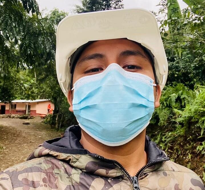 Familia de joven estudiante continúa con su búsqueda.