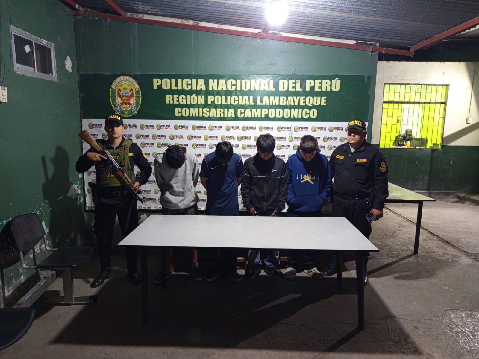 Sujetos eran el terror de personas en Fanny Abanto.