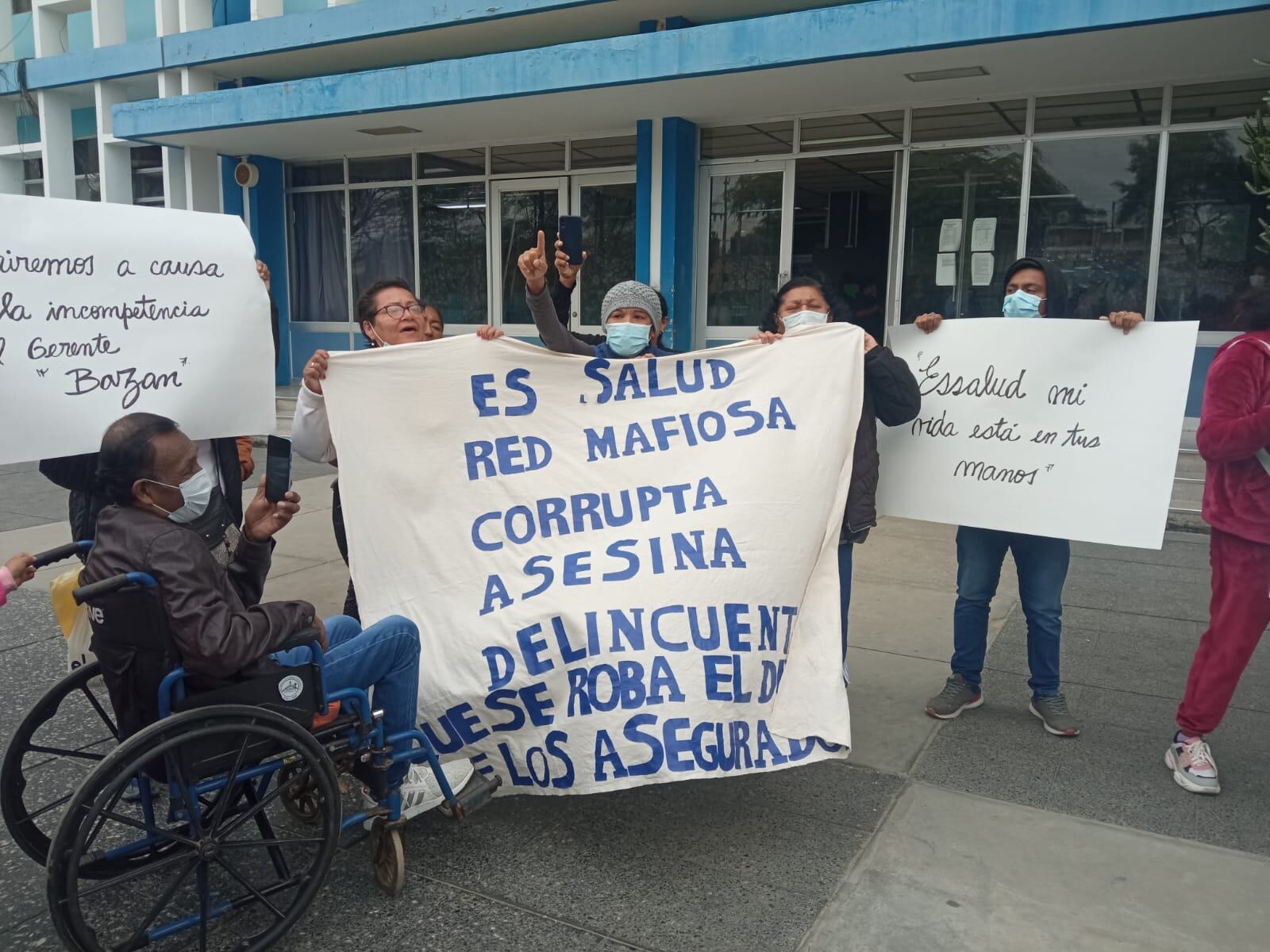 Los pacientes de hemodiálisis temen que estos problemas persistan y pierdan sus vidas por la falta de atención.
