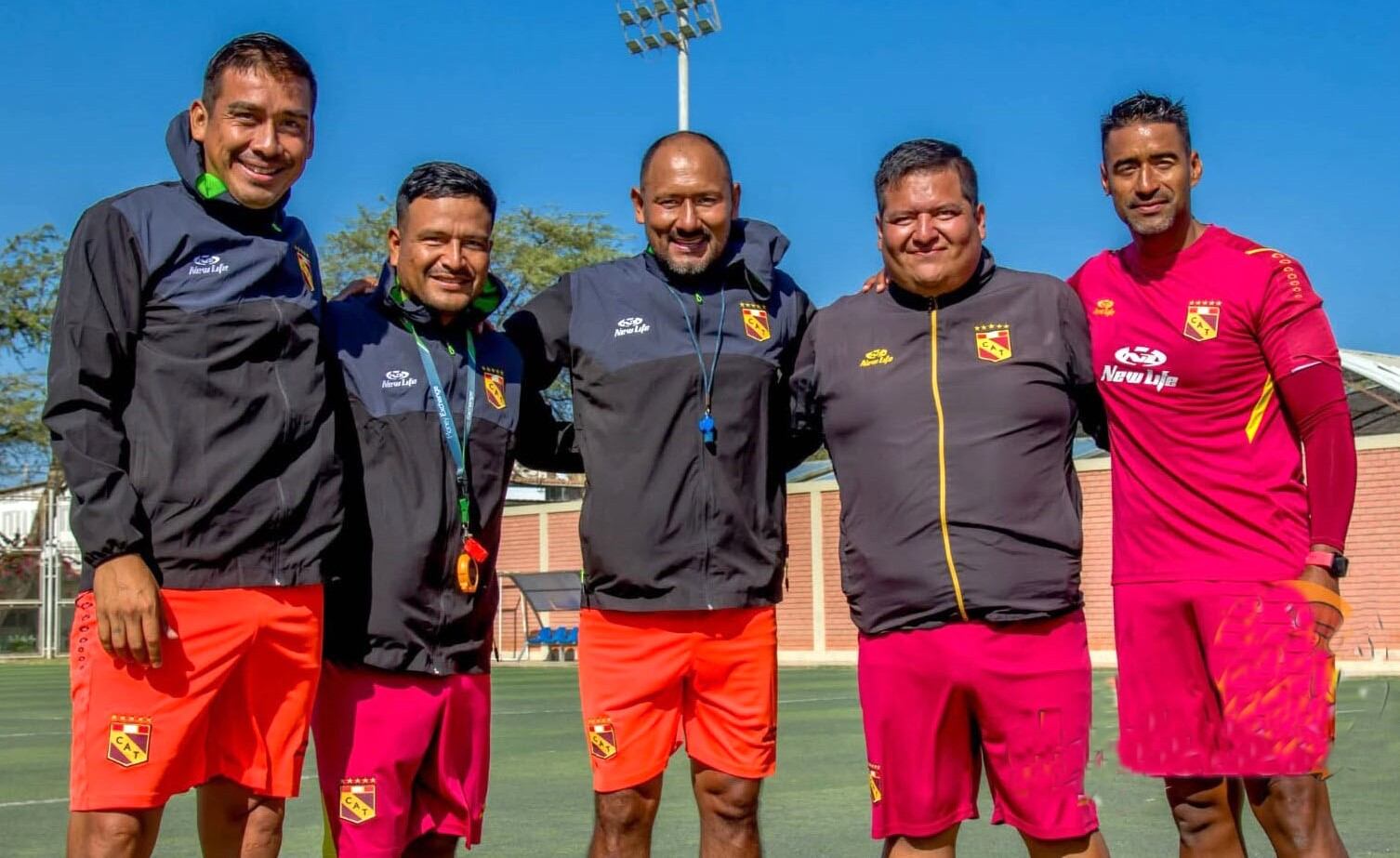 El "Rey de Copas" se jala a “Chiquito” Flores y 4 jugadores más.