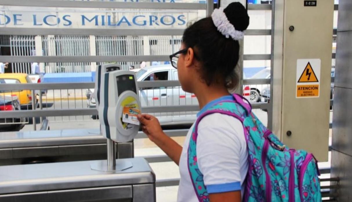 Sube tarifa del medio pasaje.