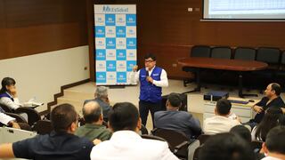 EsSalud Ica realizó evaluación de cumplimiento de indicadores de gestión a hospitales