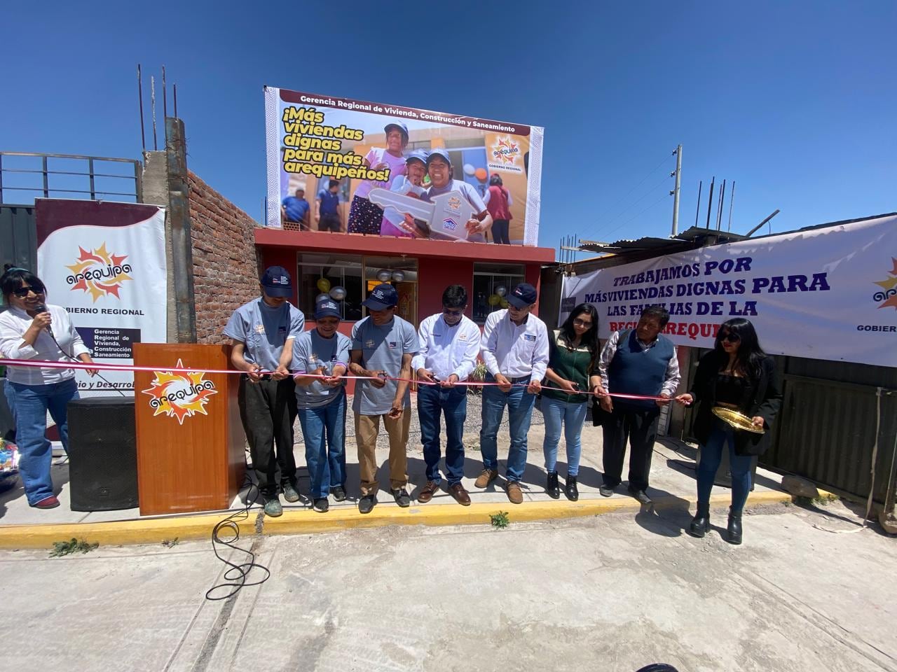 Gobierno Regional de Arequipa entrega viviendas a través de Bono Canon en Cerro Colorado. Foto: GEC.