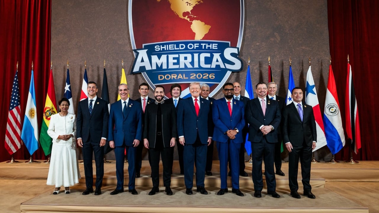 Donald Trump durante cumbre de líderes latinoamericanos: “No voy a aprender su maldito idioma”. Foto: Difusión.
