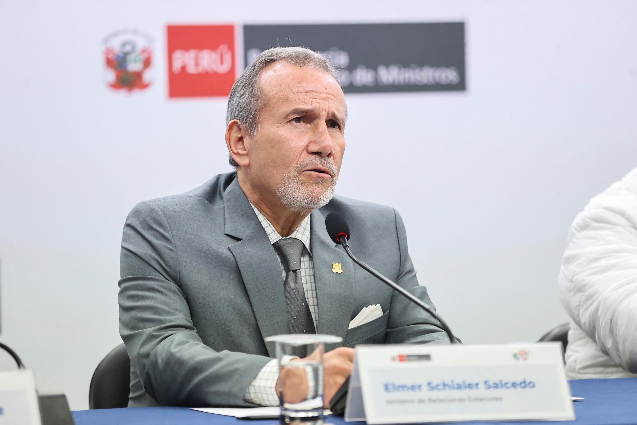 El ministro de Relaciones Exteriores afirmó que las dimisiones con fines electorales no deben interpretarse como desorden en el Ejecutivo. (Foto: PCM)