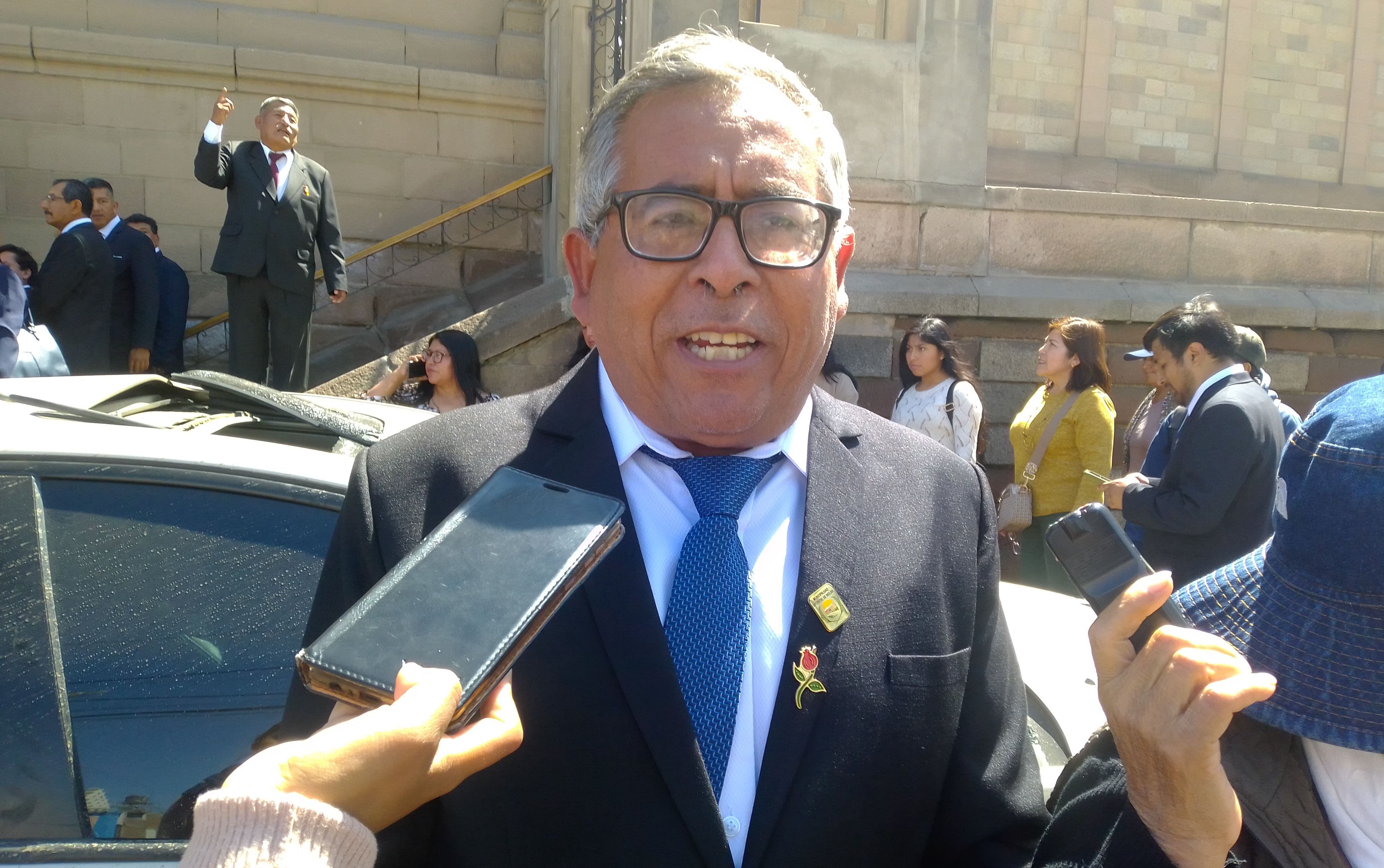 El alcalde del distrito de Inclán en Tacna, Rildo Cuadros Ali, lamentó recorte del canon minero. (Foto: Adrian Apaza)