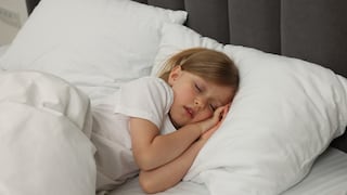 ¿Tu hijo duerme lo suficiente? Seis claves para mejorar su descanso y aprendizaje