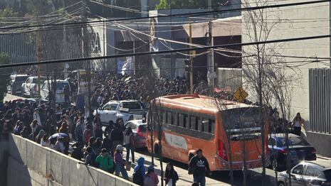 Estudiantes toman Área de Sociales de la UNSA en protesta por desfalco de S/ 8 millones (VIDEO)
