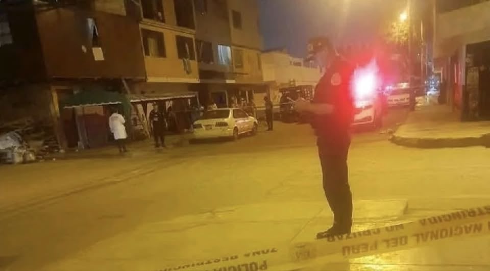 El crimen ocurrió en el jirón Junín, en la zona de Manuel Dulanto. El atacante huyó en una motocicleta junto a un cómplice.