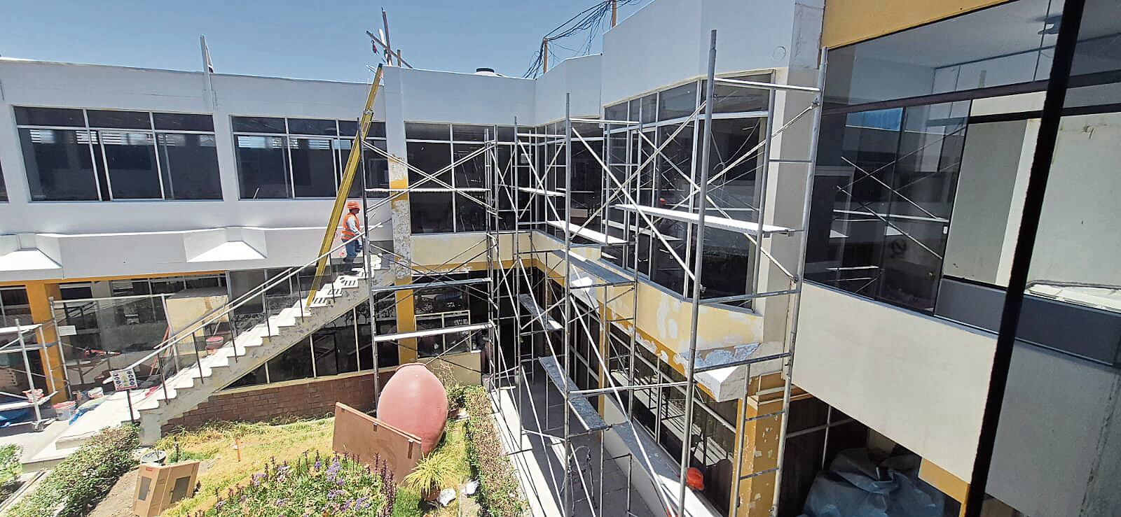 Invirtieron para realizar mejoras en sede de la Gerencia Regional de Salud de Arequipa. Foto: GEC.