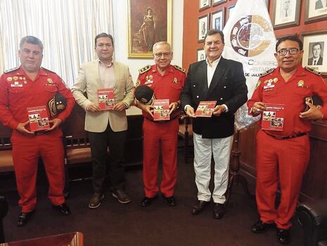 Compañía de bomberos de Trujillo cumplió cien años de fundación