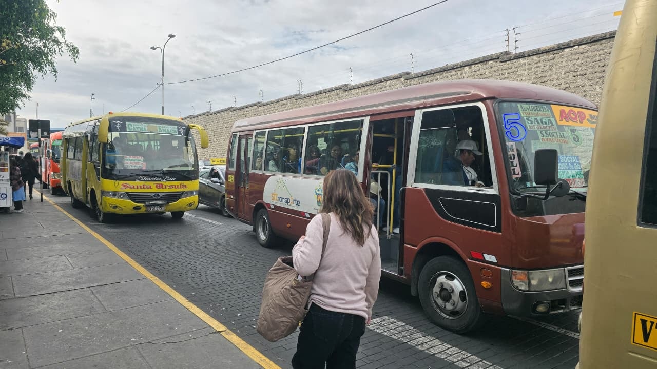 Multa de S/1,100 a transportistas que no respeten pasaje de S/1 en Arequipa (Foto: Yunsu Pariapaza/@photo.gec)
