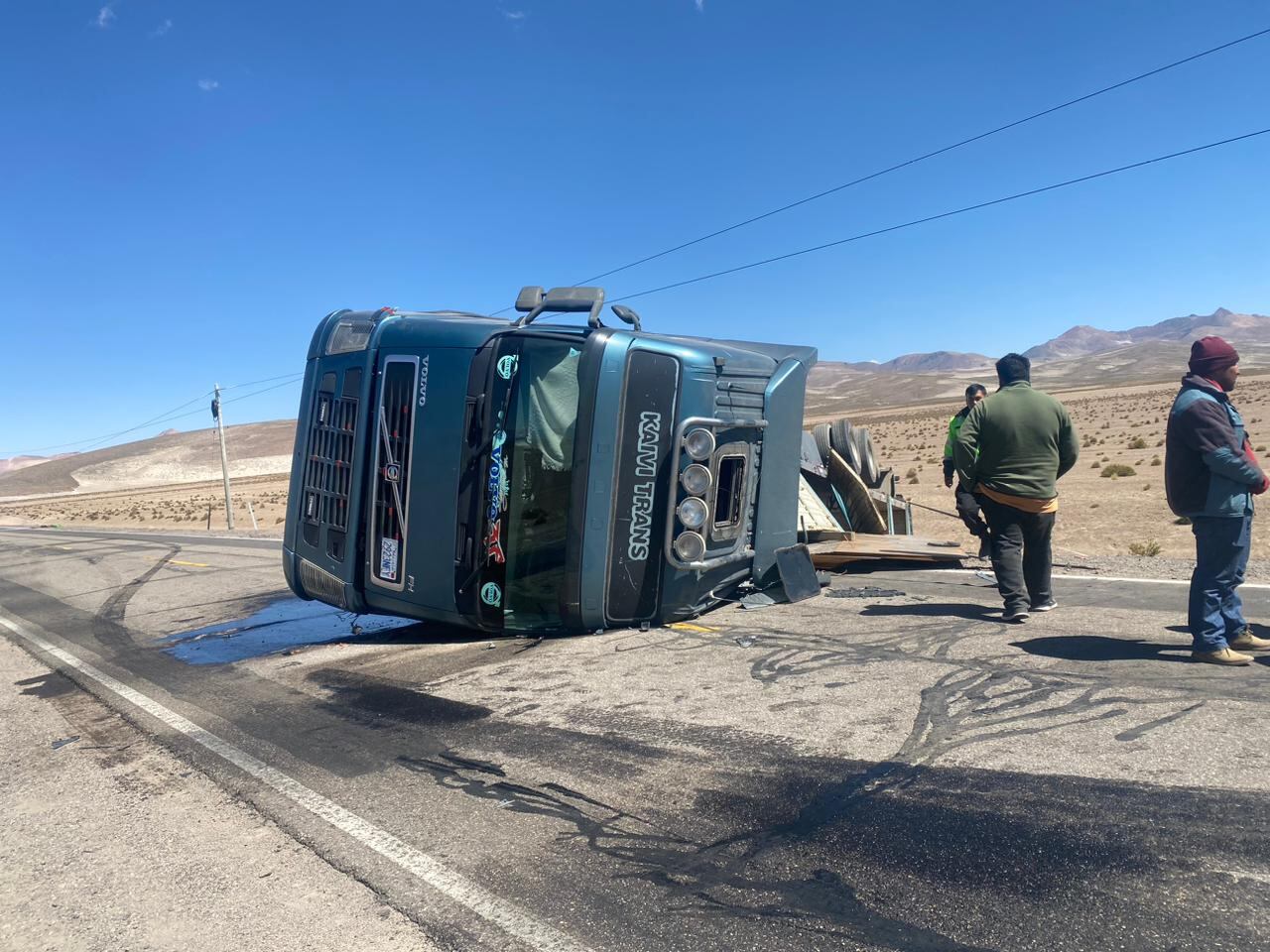 El vehículo era conducido por Fidel Flores Guizada (35), natural de Cochabamba. (Foto: Difusión)