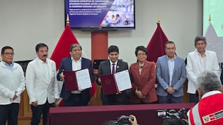 Suscriben convenio para renovar hospital Honorio Delgado Espinoza