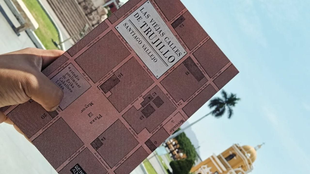 “Las viejas calles de Trujillo”, de Santiago Vallejo, no solo recupera una prosa de alto valor testimonial: también nos devuelve una mirada crítica sobre nuestra ciudad y su historia.