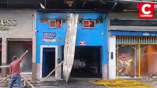 Iquitos: Incendio arrasa con vivienda, tres negocios y un vehículo (VIDEO)