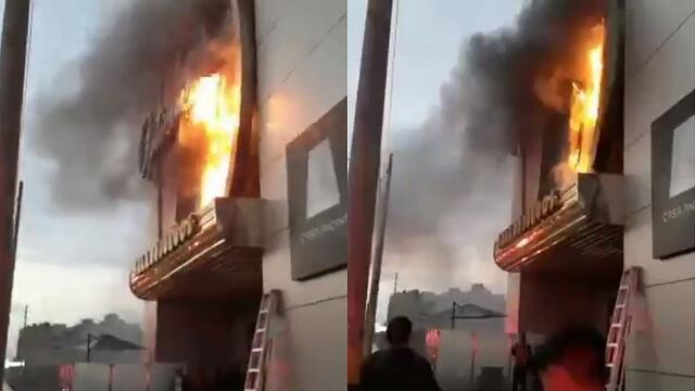 Incendio asustó a jugadores de Universitario durante banderazo en Trujillo (VIDEO)
