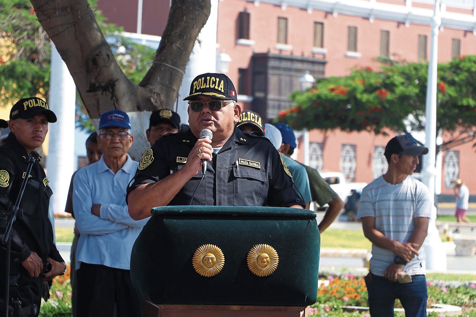 El general PNP José Zavala deberá responder por el incremento de homicidios en los últimos días y por las extorsiones a centros educativos.