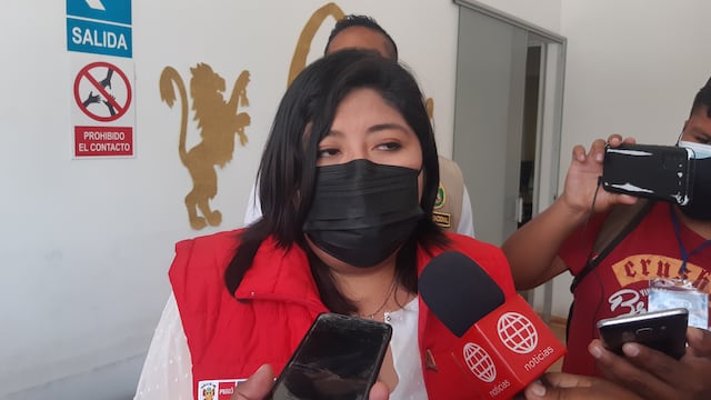 Betssy Chavez: “Pido fortaleza a todos los docentes de Tacna y el país”